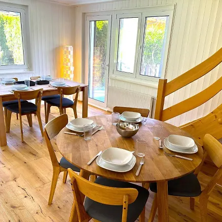 Swisshut Stunning Views Alps - Flora Chalet