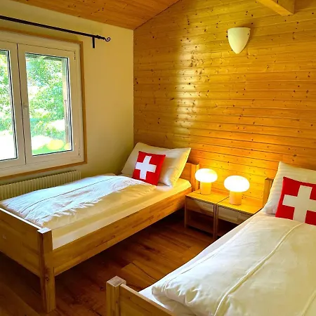 Swisshut Stunning Views Alps - Flora Chalet Beatenberg